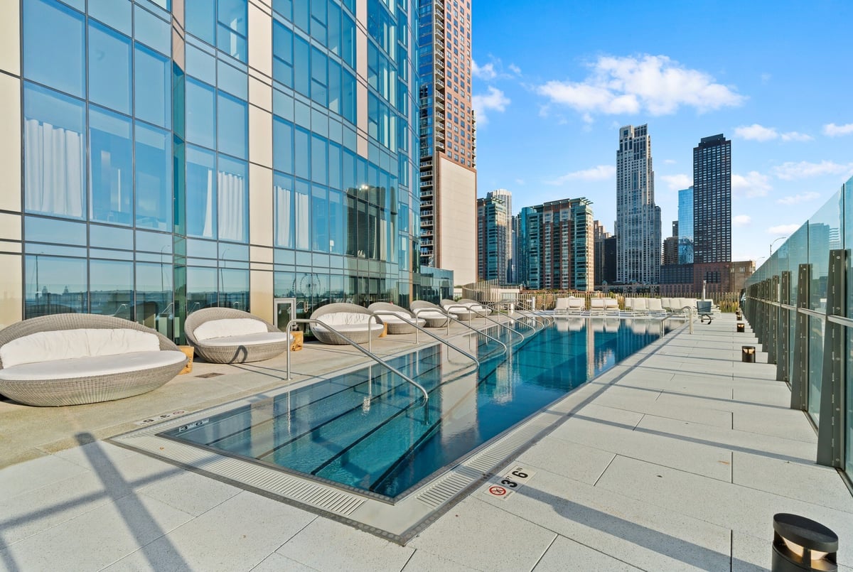 Cirrus Condos Lakeshore East_Luxury Stainless Steel Rails and ADA Pool Chair Lift