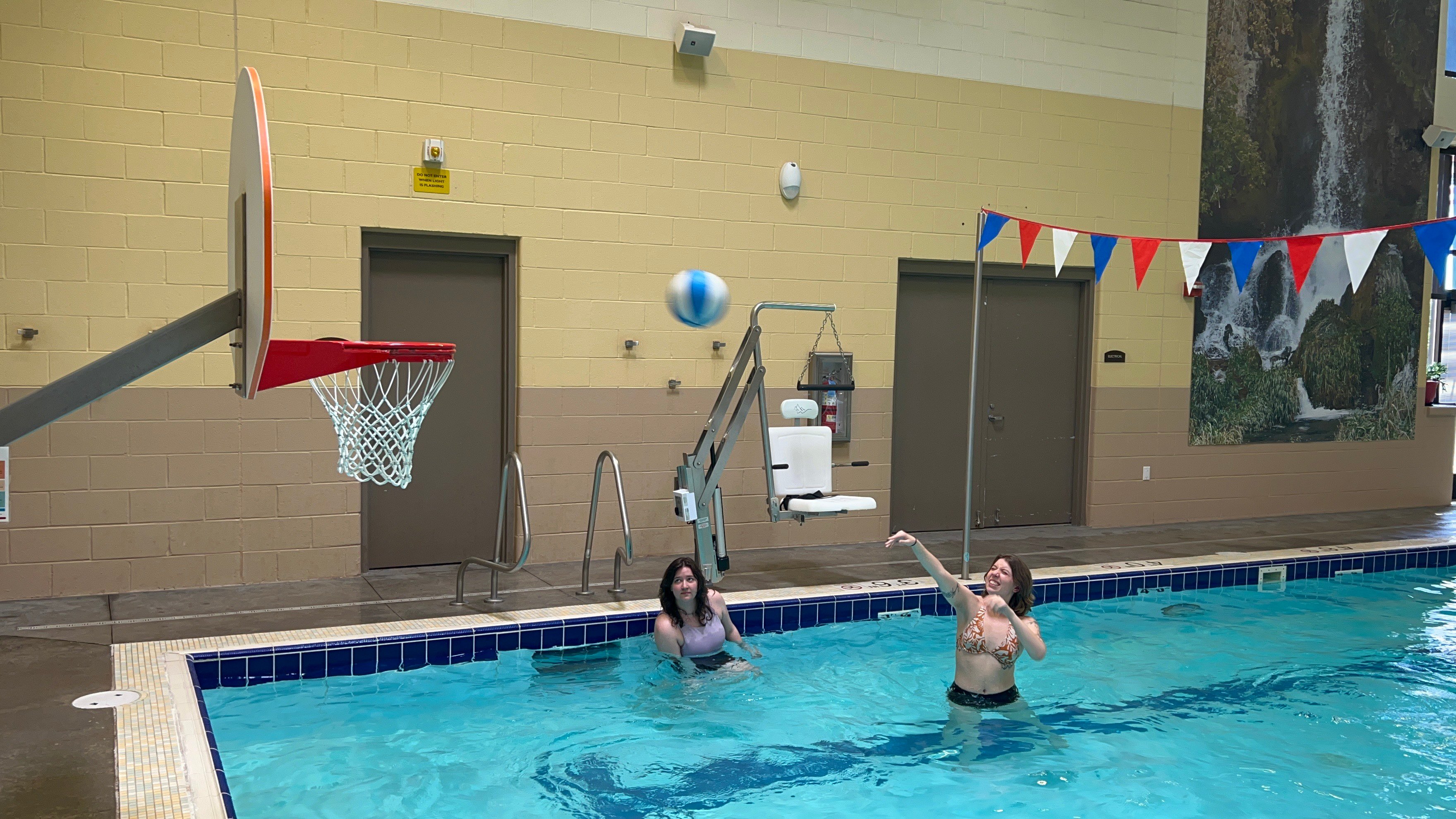 Pool basketball with Jamma! our Poolside Basketball Hoop