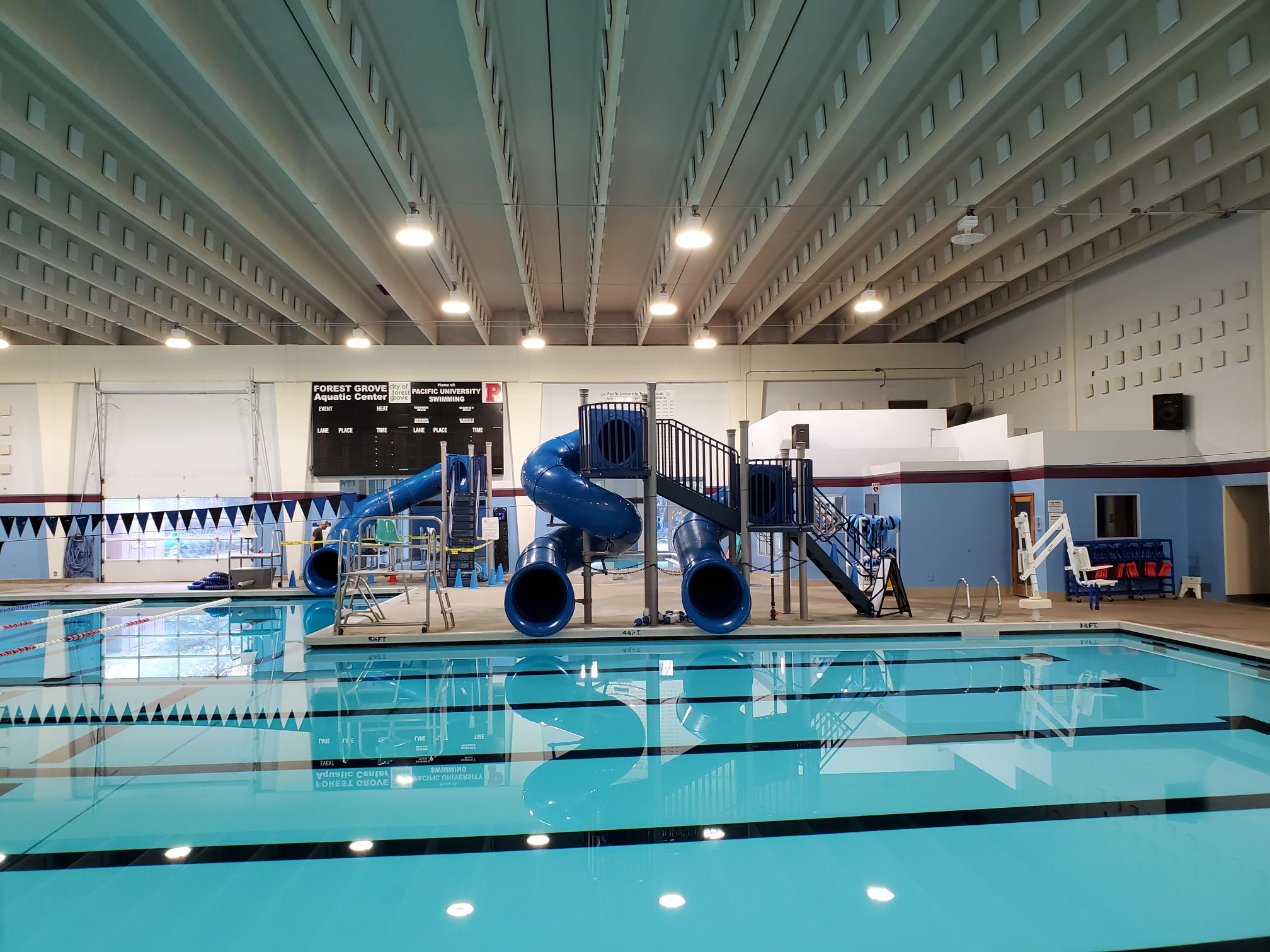 Blue Superior Commercial Pool Slide with double closed flumes