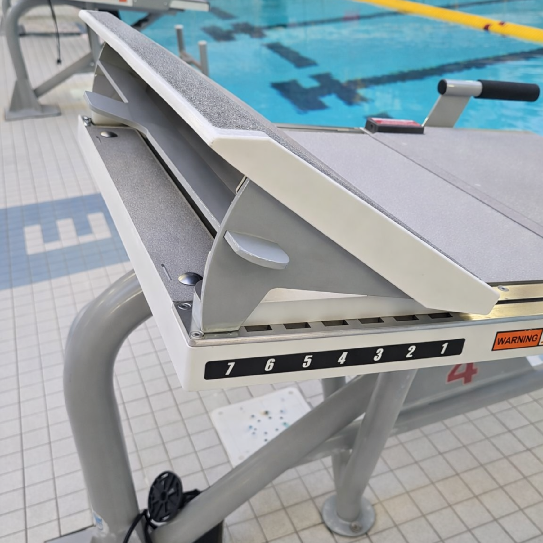 Sprint with Rapid Lock, the best swim starting block available