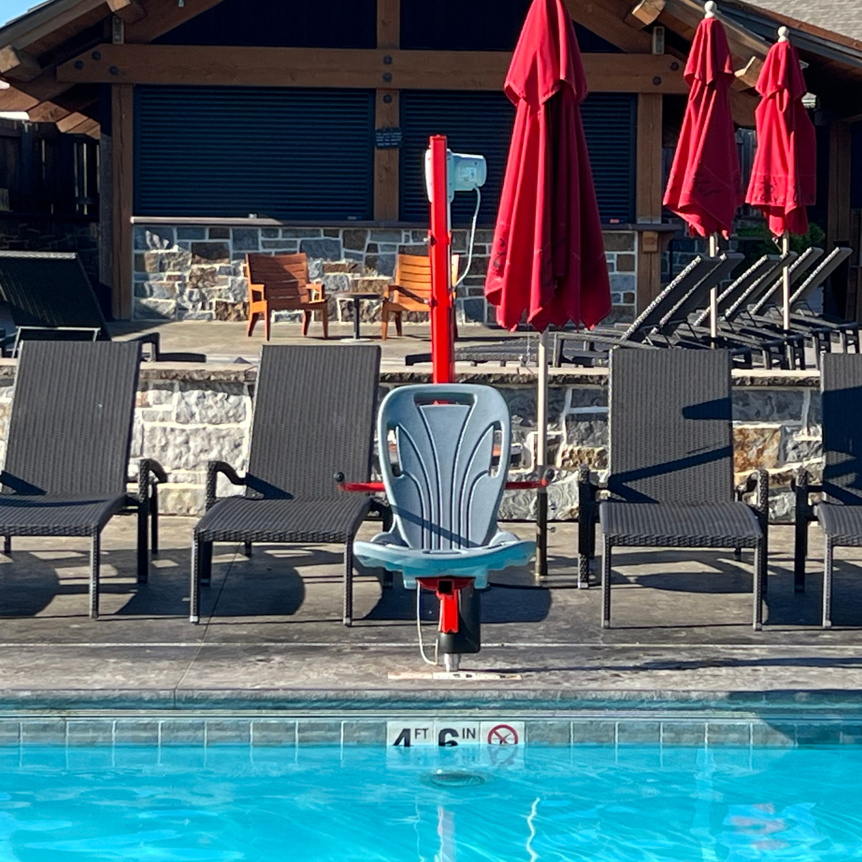 Elite BP450 ADA Pool lift