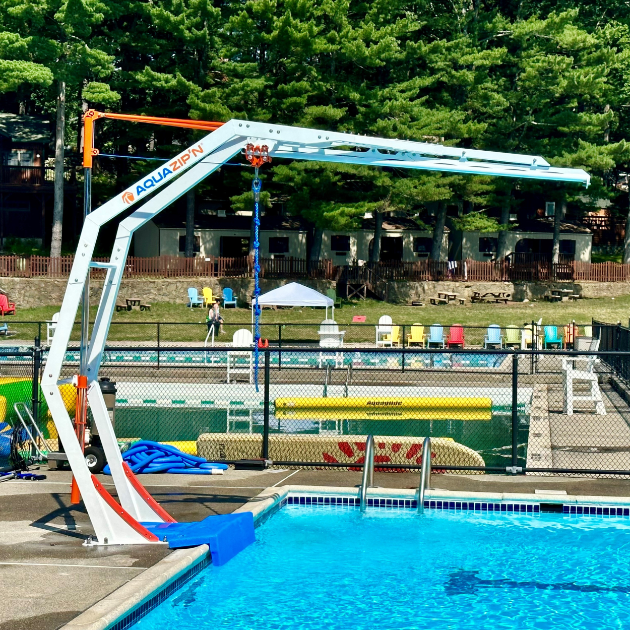 AquaZip'N® AquaZip’N® adds motion and excitement with this aquatic rope swing